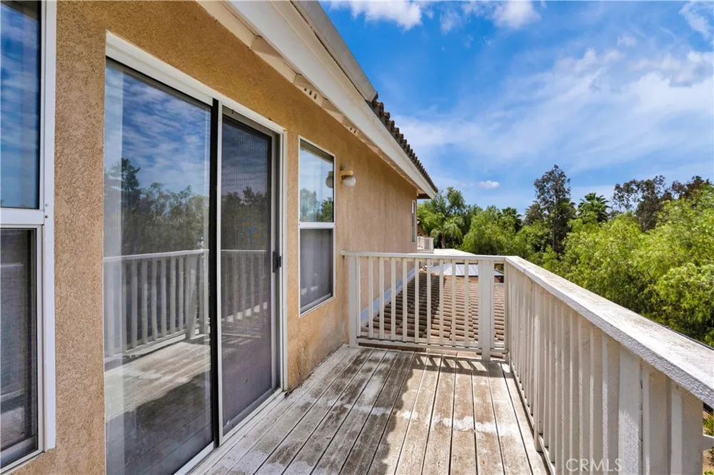 39963 Via Espana Murrieta, CA 92562