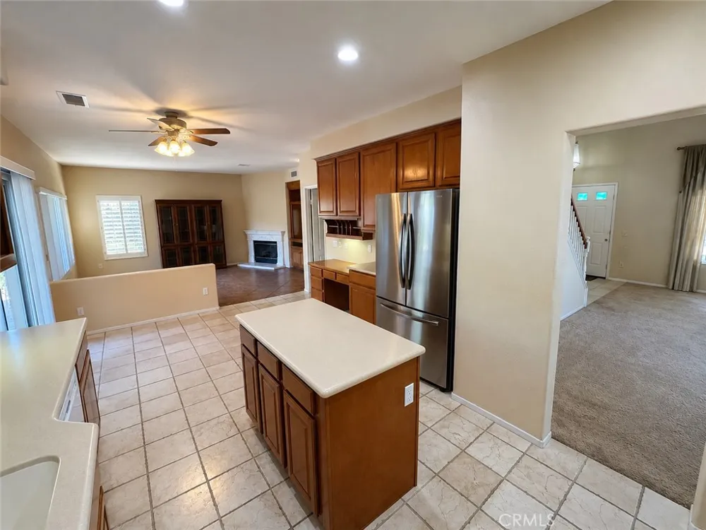 39963 Via Espana Murrieta, CA 92562