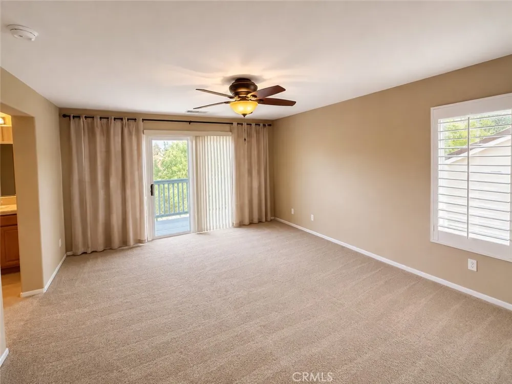 39963 Via Espana Murrieta, CA 92562