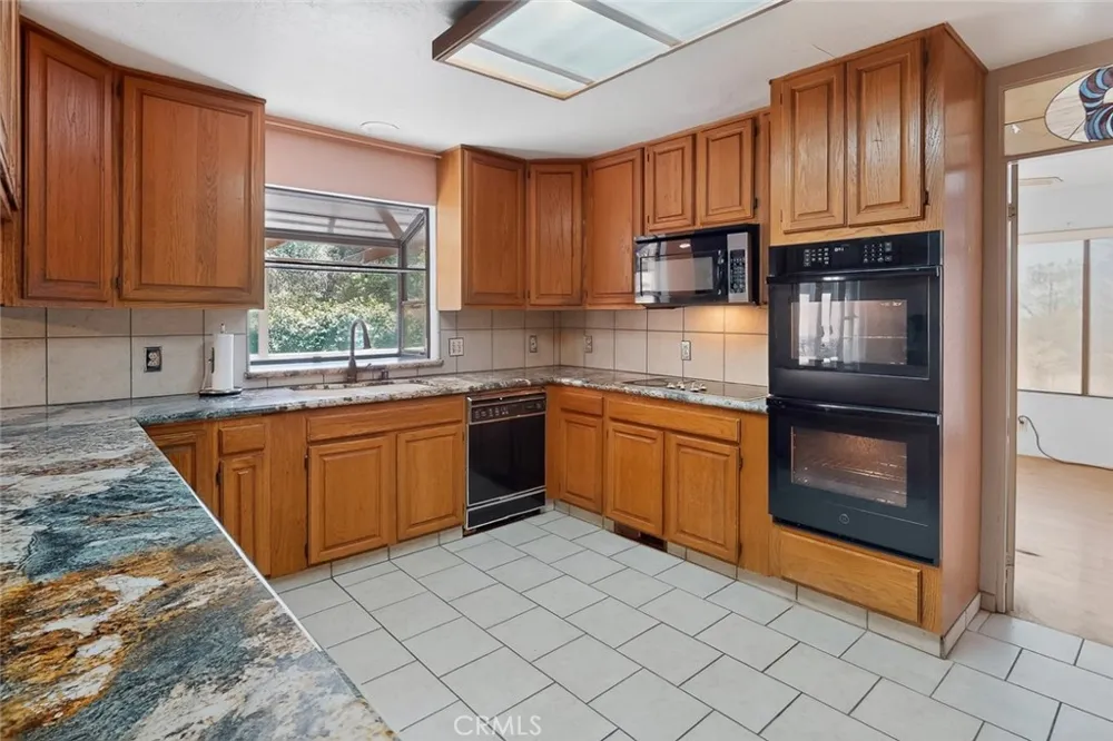 391 Mt Ida Oroville, CA 95966