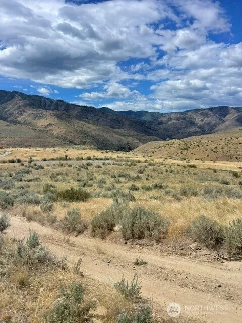 0 Lot 1,   Bill Shaw Road Pateros, WA 98846