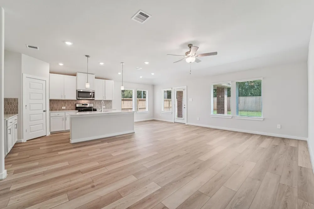 1115 Velas View Drive Huffman, TX 77336