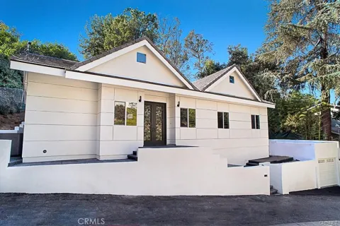 3841 Ridgemoor Drive