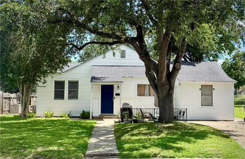 831 W Alice Avenue