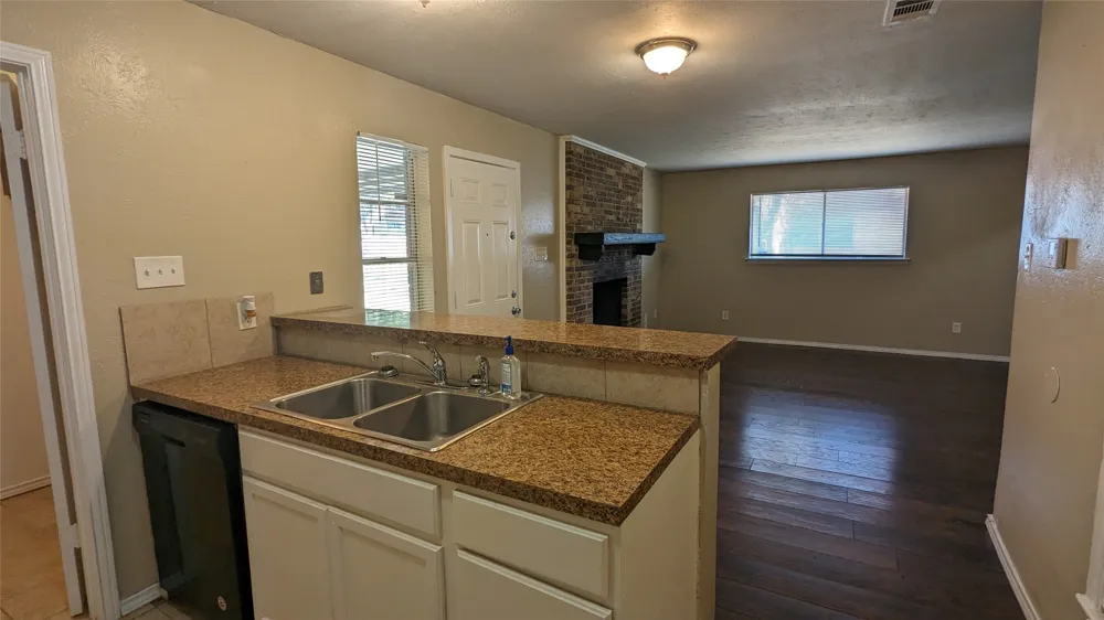 1434 Deborah Avenue DeSoto, TX 75115