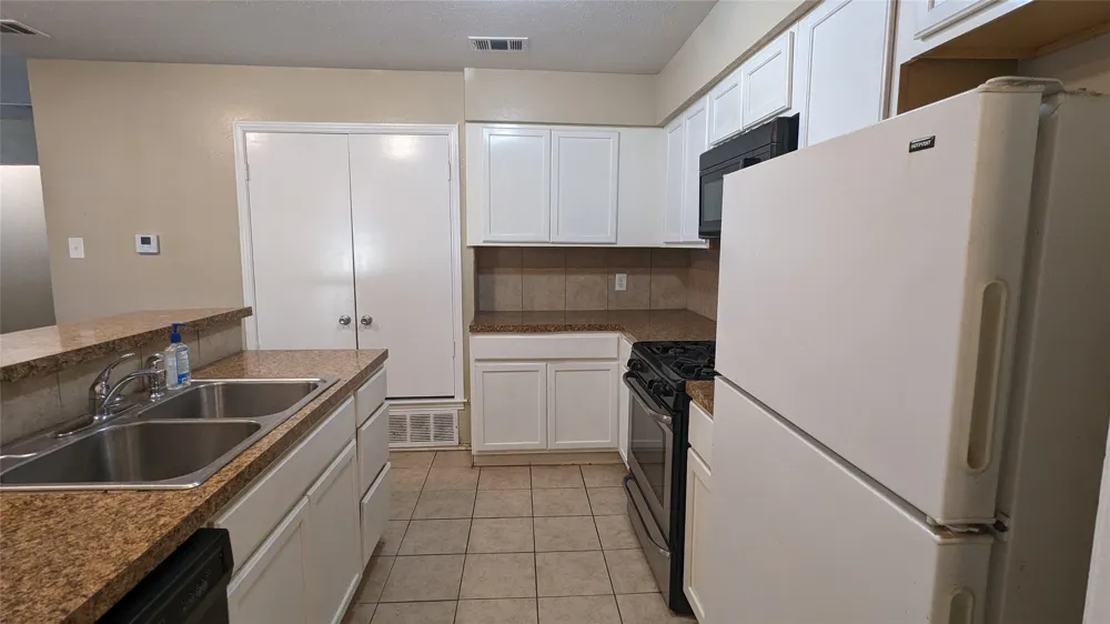 1434 Deborah Avenue DeSoto, TX 75115