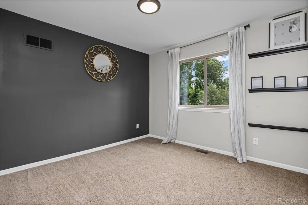 730 Leon Road Walled Lake City, MI 48390