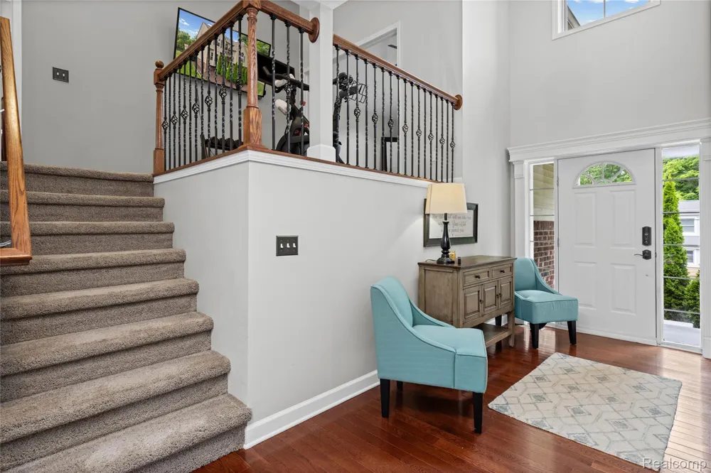 730 Leon Road Walled Lake City, MI 48390
