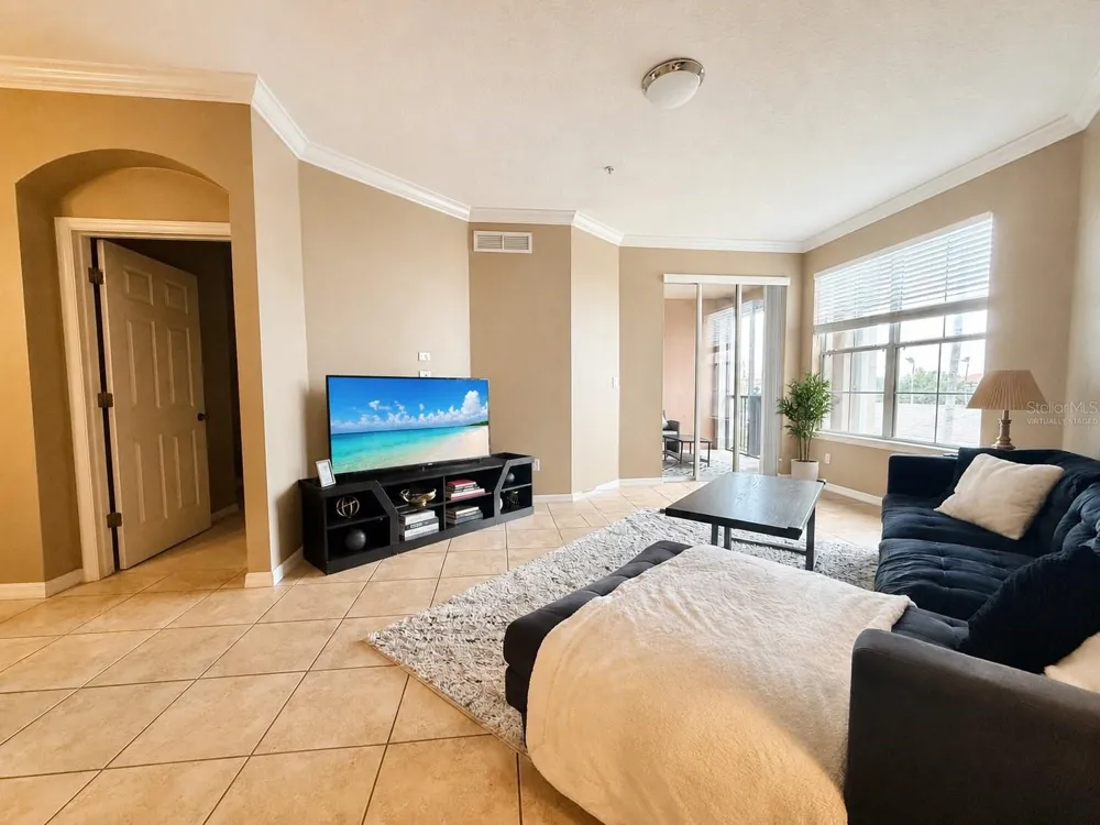8168 BOAT HOOK LOOP #724 Windermere, FL 34786