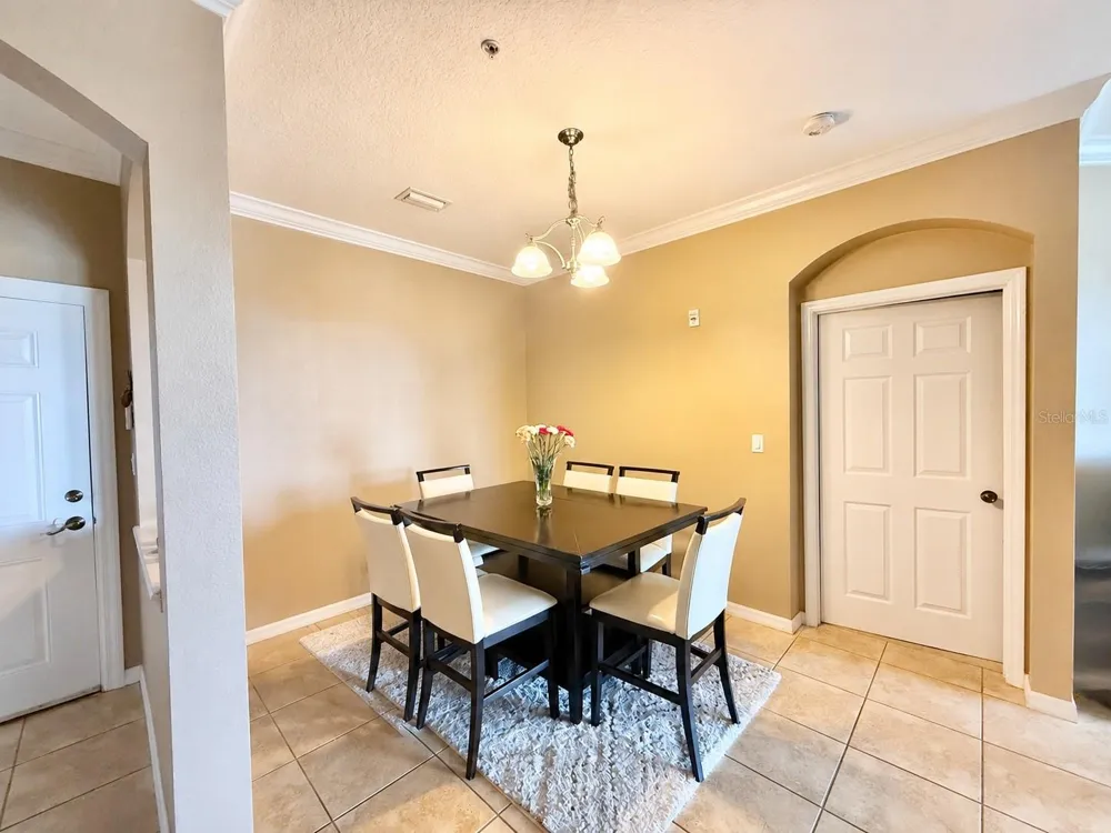 8168 BOAT HOOK LOOP #724 Windermere, FL 34786