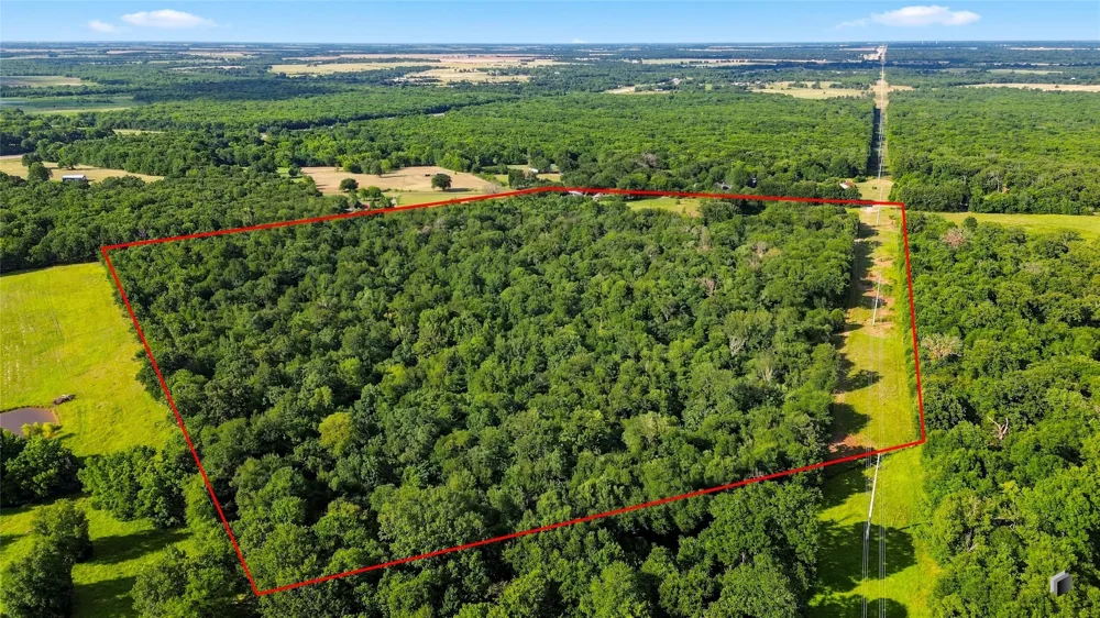 610 County Road 2040 Klondike, TX 75448