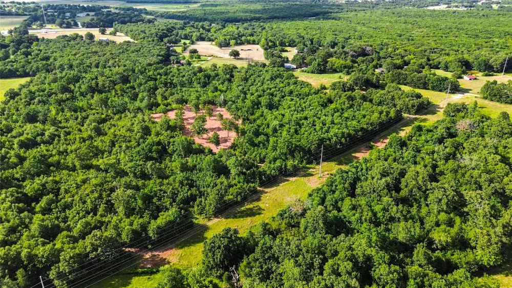 610 County Road 2040 Klondike, TX 75448