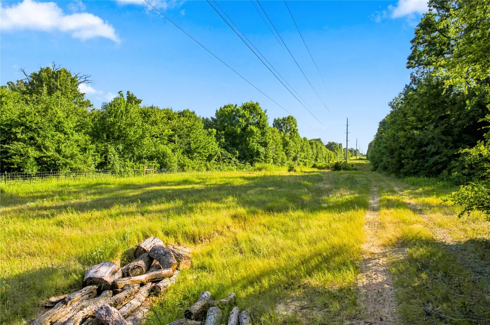 610 County Road 2040 Klondike, TX 75448