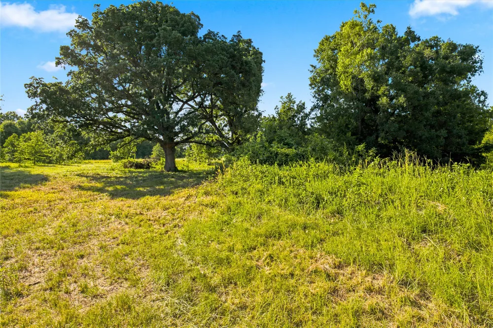 610 County Road 2040 Klondike, TX 75448