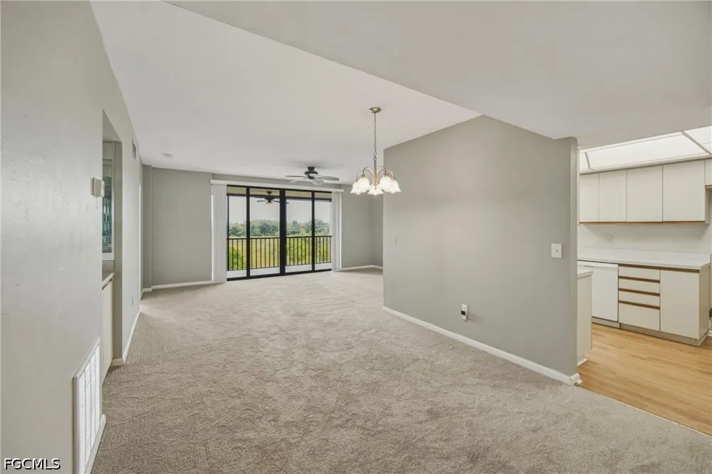 Lakeridge View Court #203 Fort Myers, FL 33907
