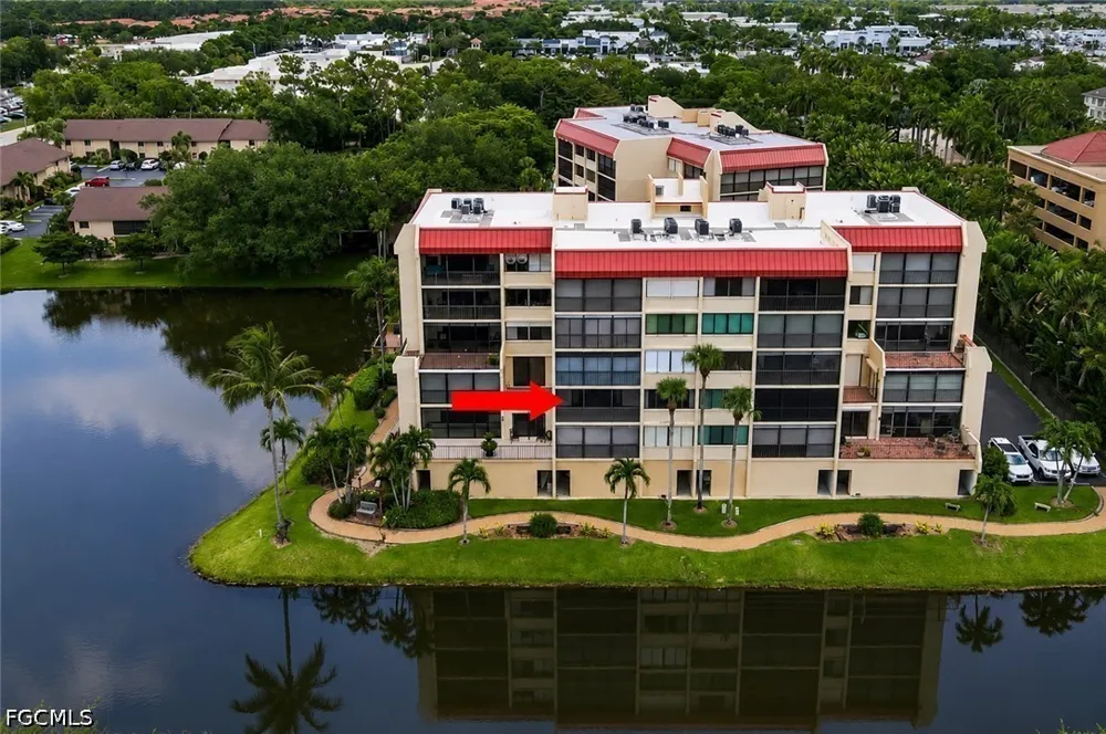 Lakeridge View Court #203 Fort Myers, FL 33907
