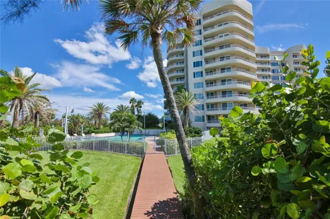 775 LONGBOAT CLUB ROAD #904