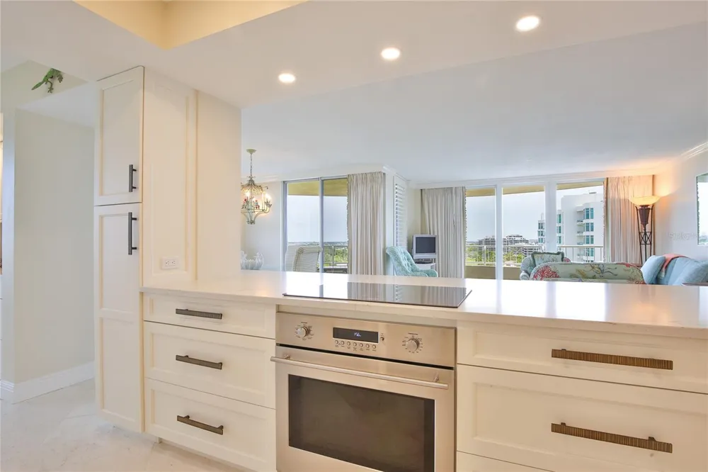 775 LONGBOAT CLUB ROAD #904 Longboat Key, FL 34228