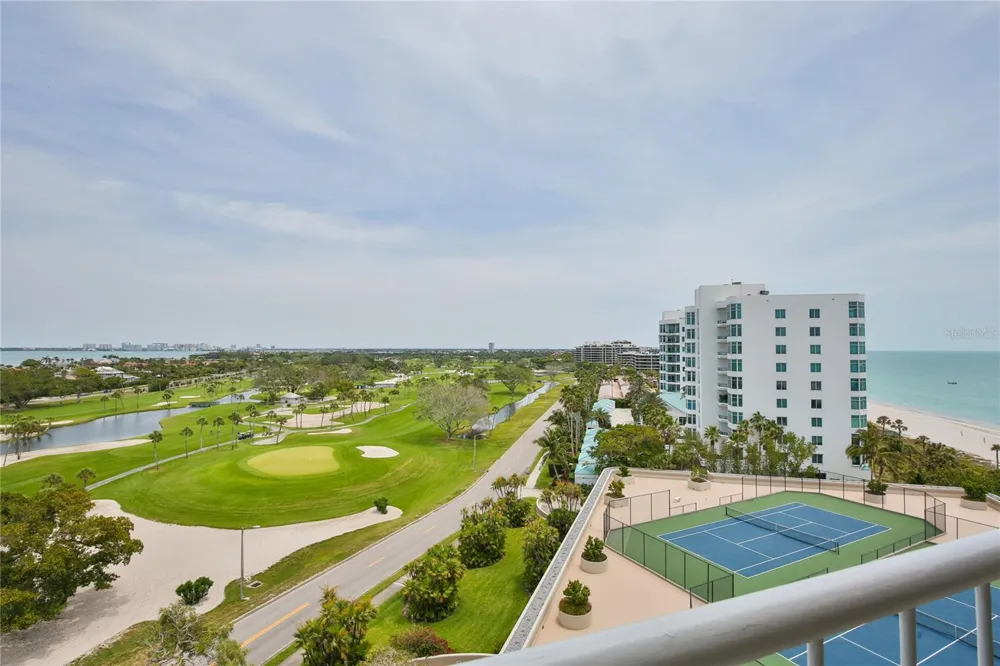 775 LONGBOAT CLUB ROAD #904 Longboat Key, FL 34228