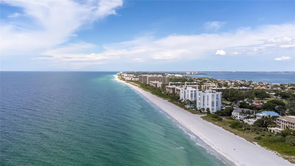 775 LONGBOAT CLUB ROAD #904 Longboat Key, FL 34228