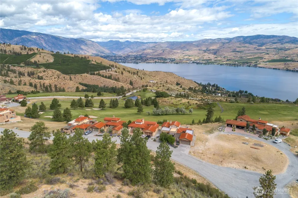227 Bandera Way Chelan, WA 98816