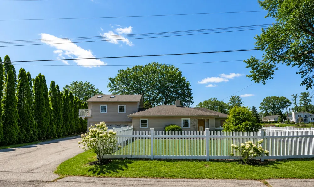 10401 Degrand Street White Lake, MI 48386
