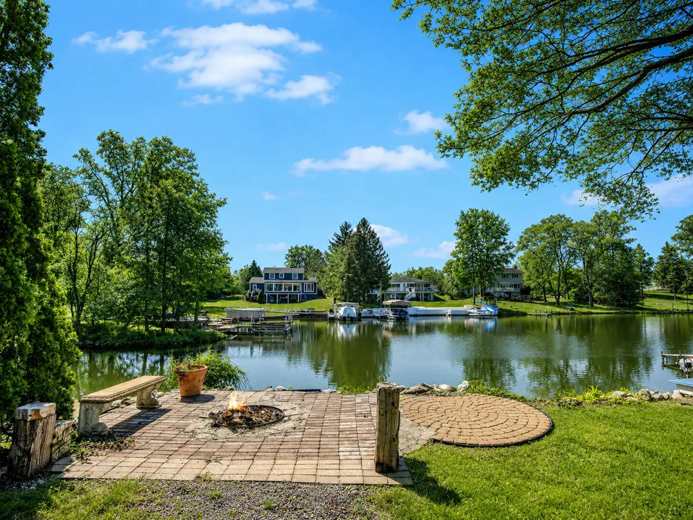 10401 Degrand Street White Lake, MI 48386