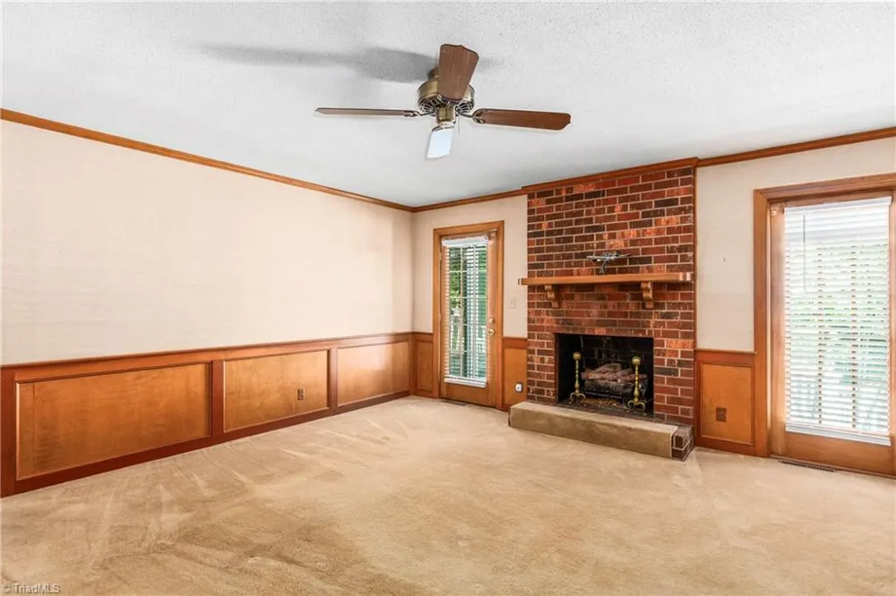 1837 Turfwood Drive Pfafftown, NC 27040