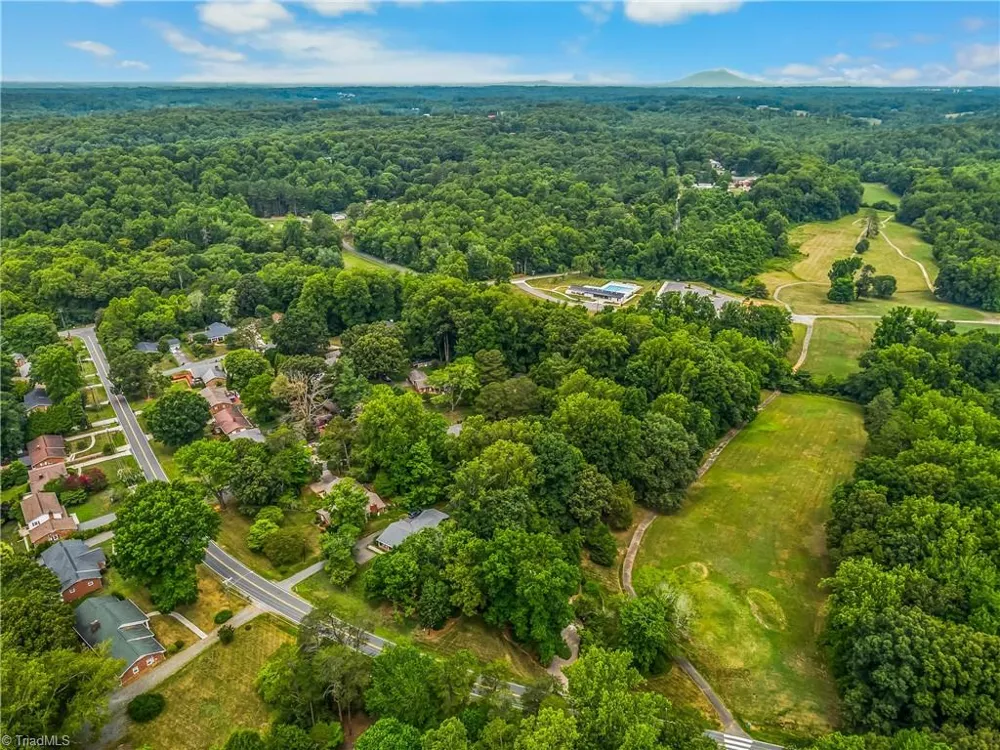1837 Turfwood Drive Pfafftown, NC 27040