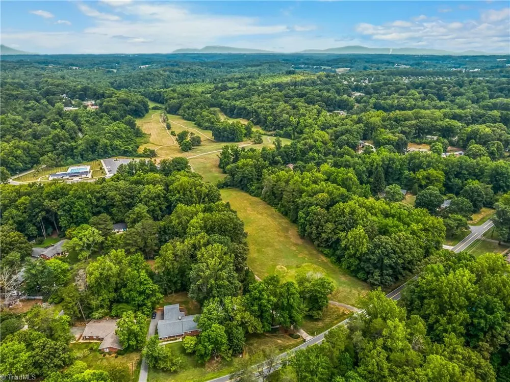 1837 Turfwood Drive Pfafftown, NC 27040