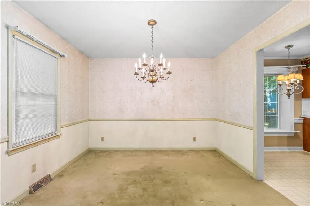 1837 Turfwood Drive Pfafftown, NC 27040