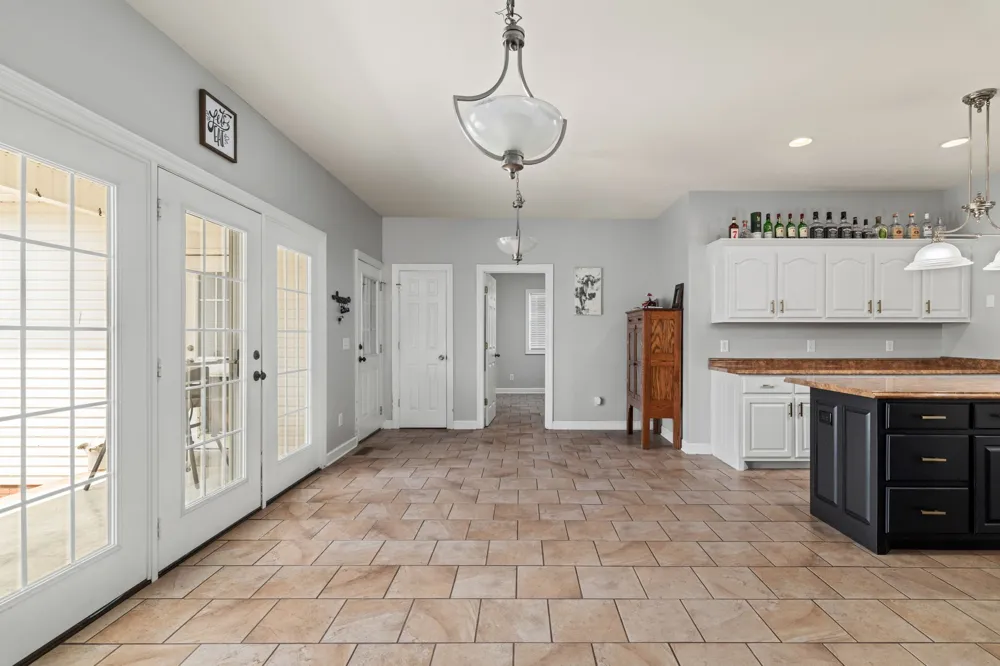 41 Harding Rd Leoma, TN 38468