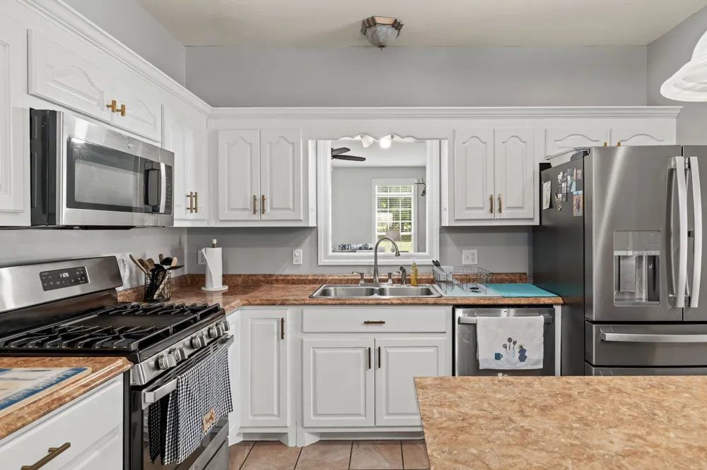 41 Harding Rd Leoma, TN 38468