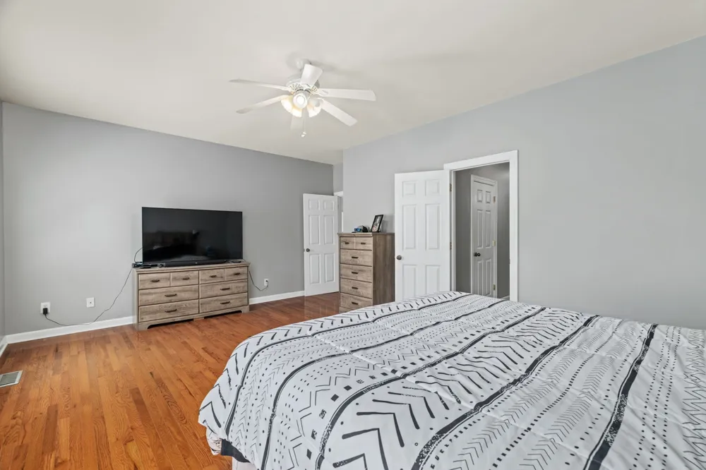 41 Harding Rd Leoma, TN 38468