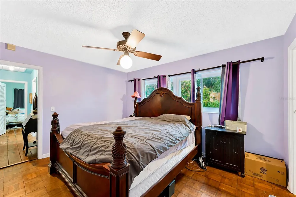 715 AVENUE B SW Winter Haven, FL 33880