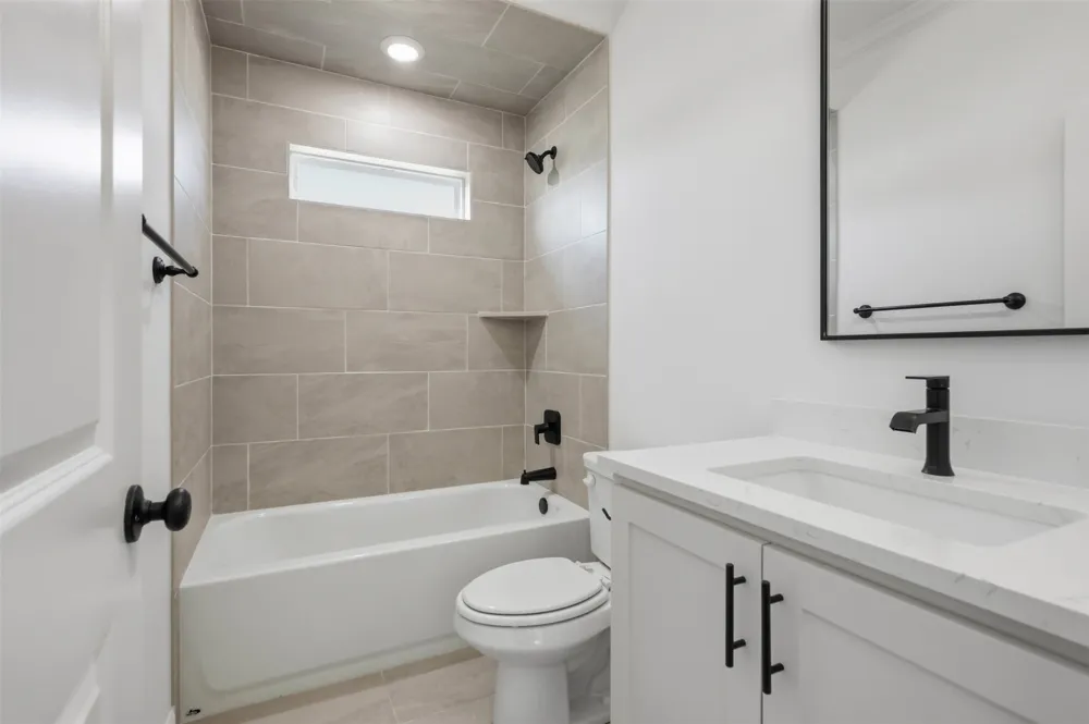 2004 Forest Bridge Drive Azle, TX 76020