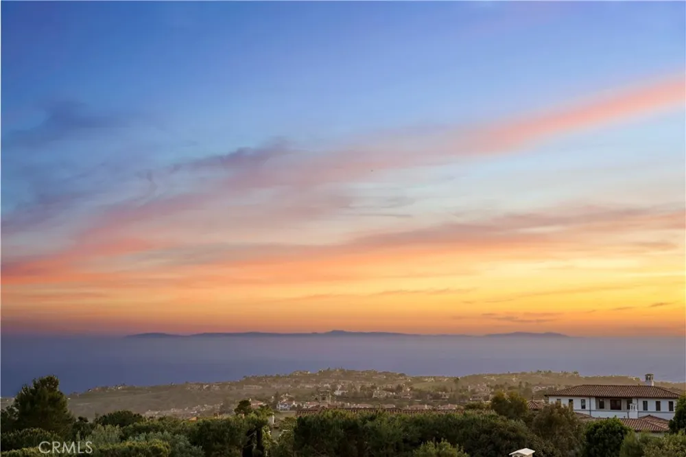 28 Via Coralle Newport Coast, CA 92657