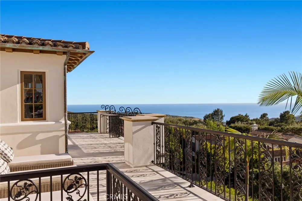 28 Via Coralle Newport Coast, CA 92657