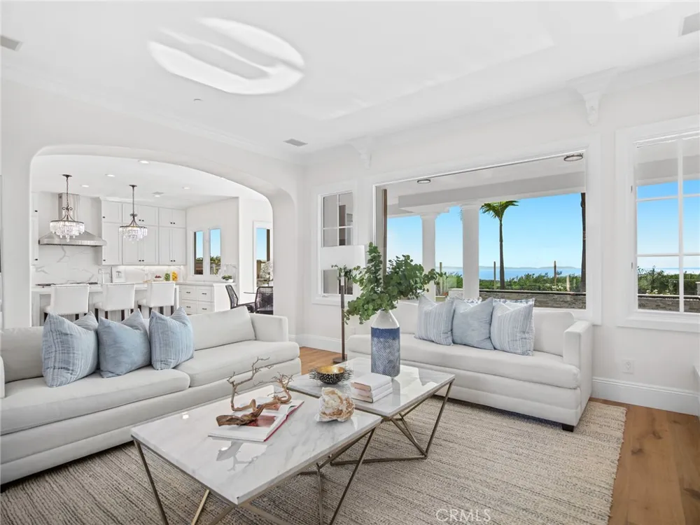 28 Via Coralle Newport Coast, CA 92657