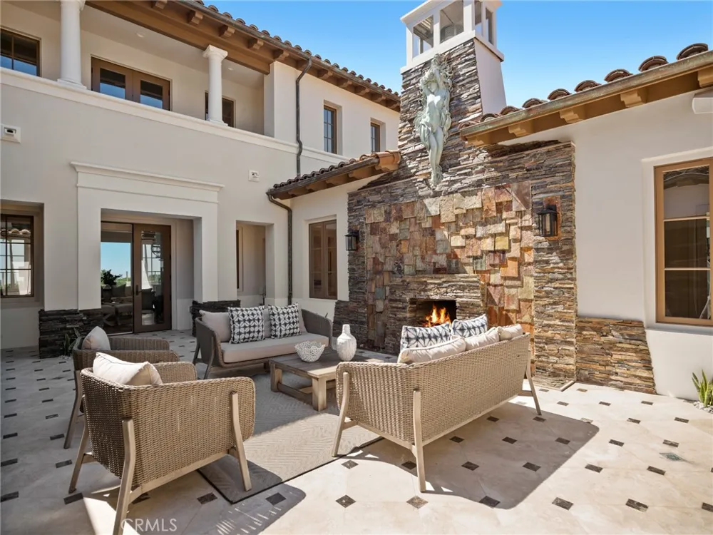 28 Via Coralle Newport Coast, CA 92657