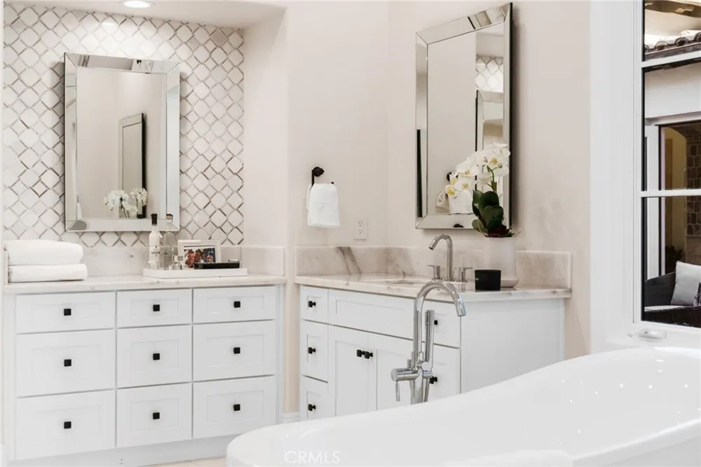 28 Via Coralle Newport Coast, CA 92657