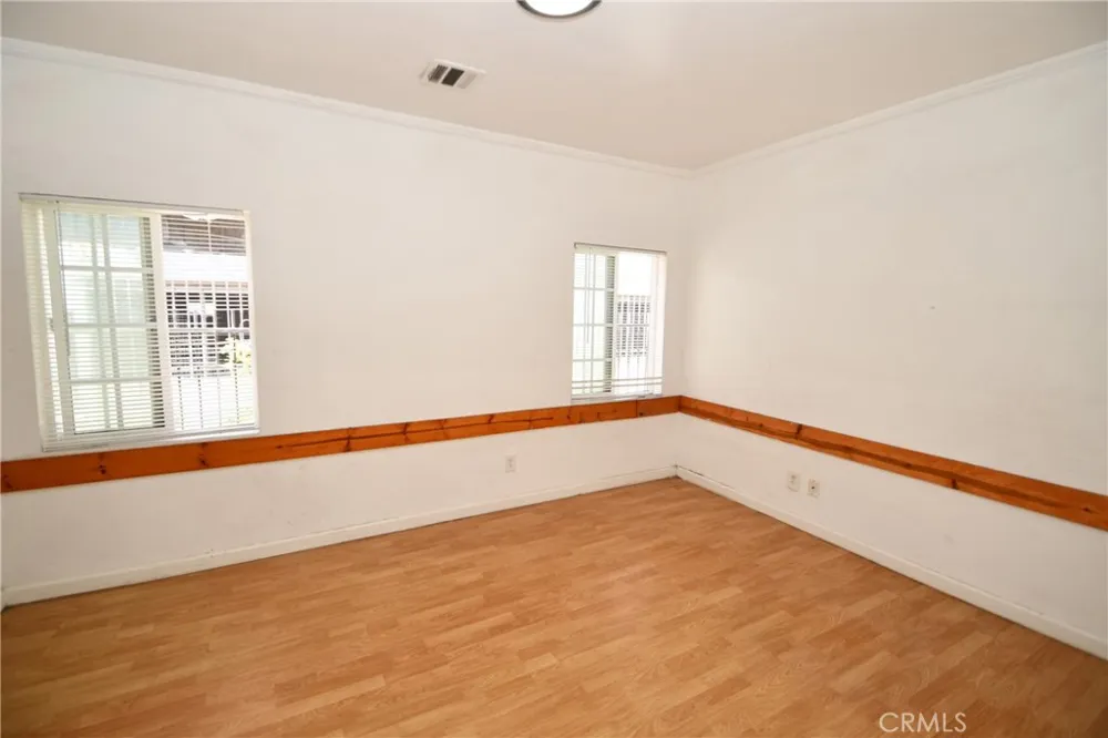 14103 Fonthill Avenue Hawthorne, CA 90250