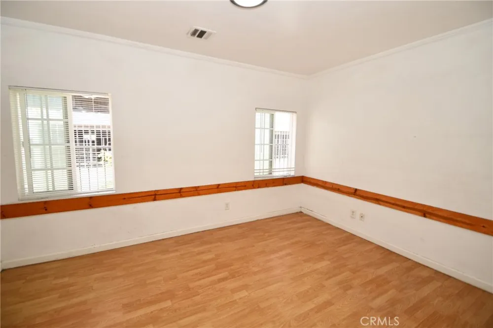 14103 Fonthill Avenue Hawthorne, CA 90250