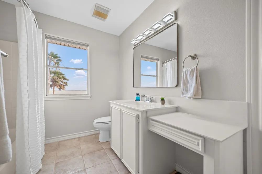 912 Waterview Portland, TX 78374