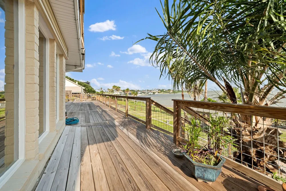 912 Waterview Portland, TX 78374