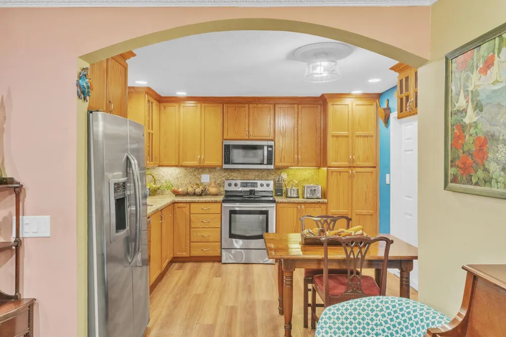 1900 SW 87th Avenue North Lauderdale, FL 33068