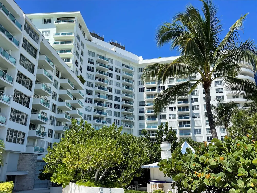 5151 Collins Ave #1722 Miami Beach, FL 33140