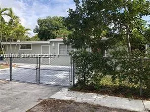 1575 NW 127th St #. North Miami, FL 33167