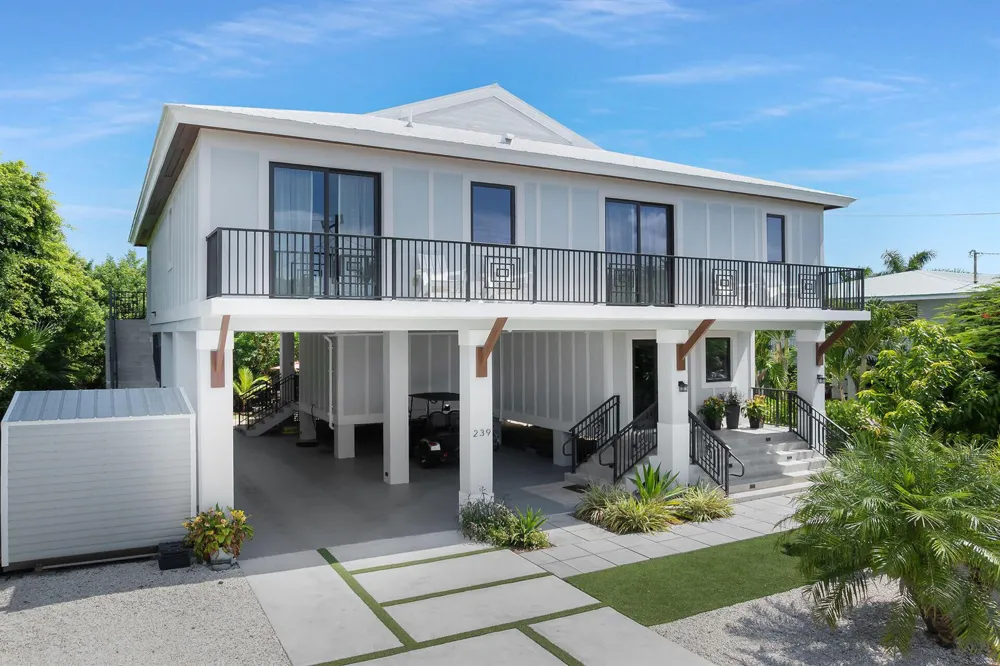 239 W Seaview Drive 