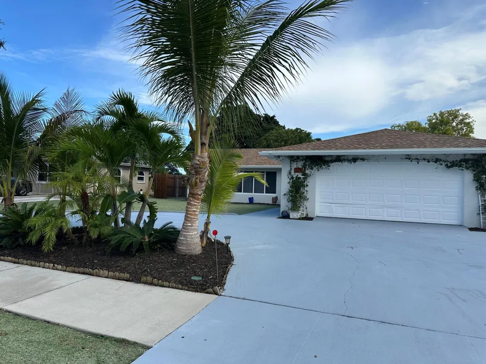 528 Date Palm Drive Lake Park, FL 33403